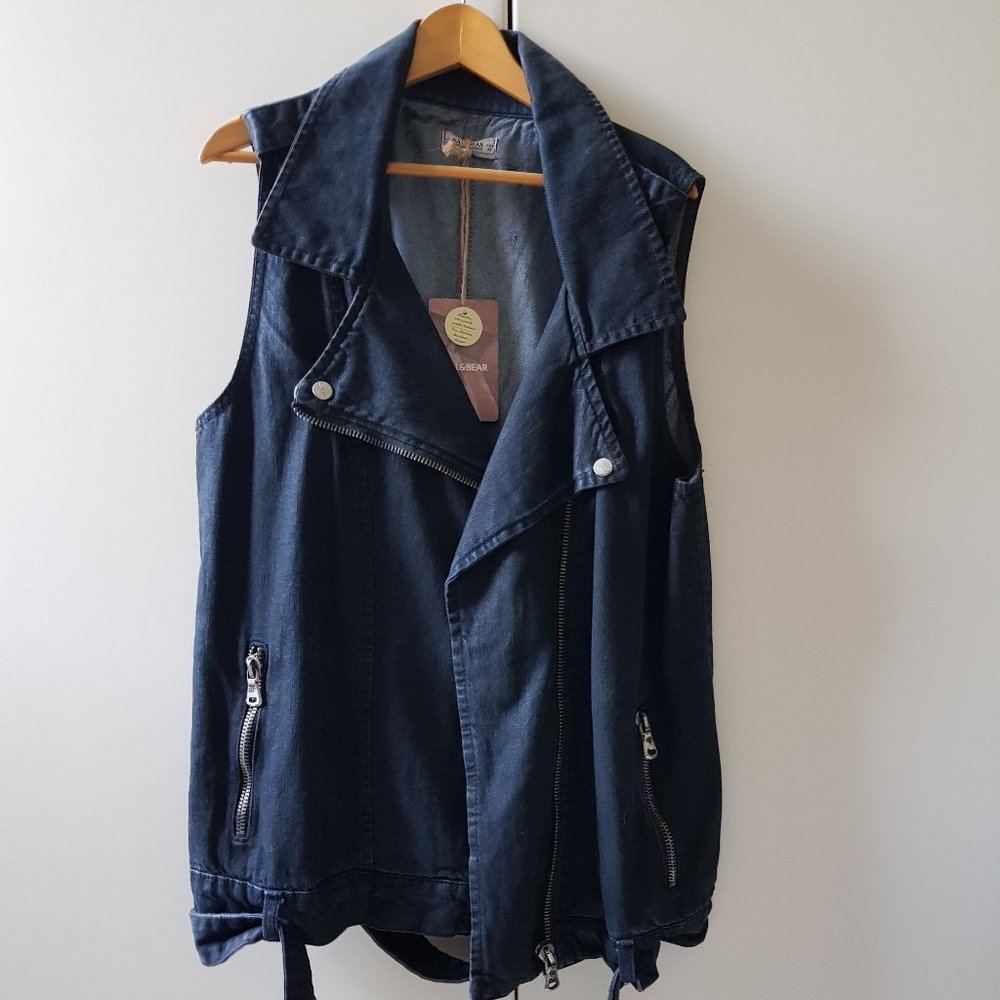 Pull & Bear Vest